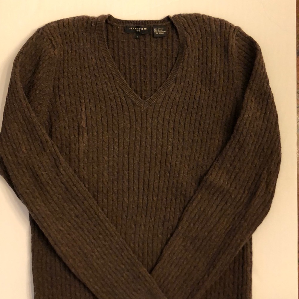 Brown cable knit sweater